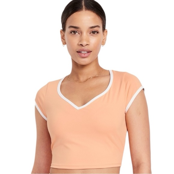 NWT OLD NAVY PowerSoft Go Dry Ultra-Crop Top Ripe Apricot Size XL - Picture 1 of 9